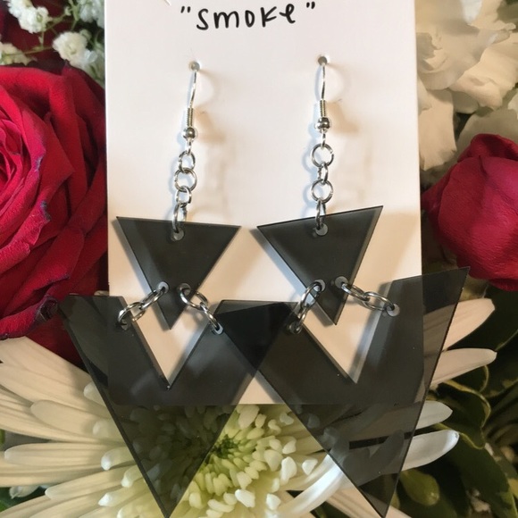 Arrow earrings - Picture 4 of 4